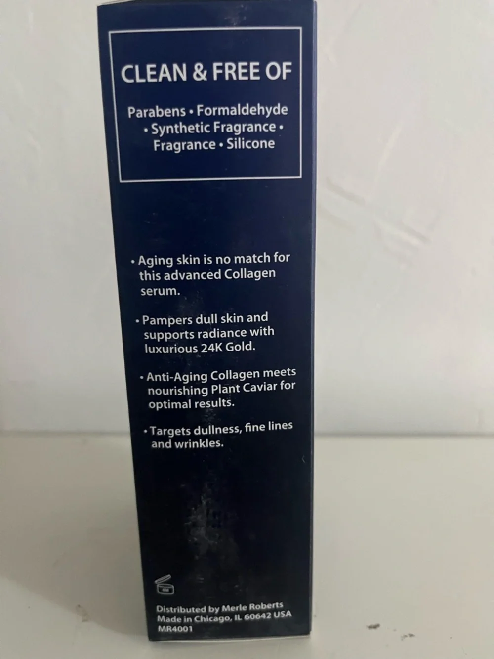 Merle Roberts Perfectionist 24K Gold & Collagen Firming Serum - Gold - Picture 3 of 7